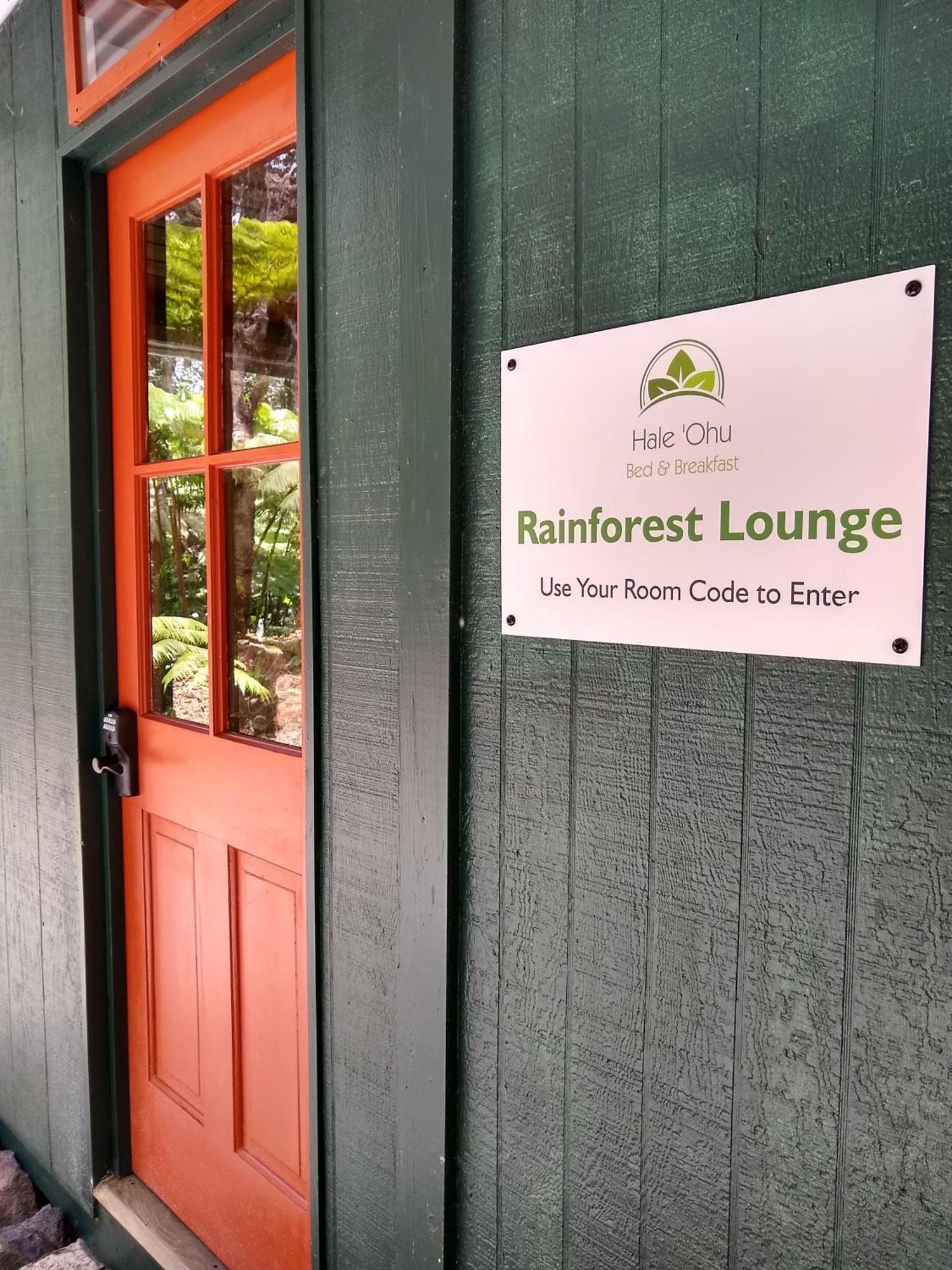 Hale 'Ohu Bed & Breakfast Volcano Eksteriør billede